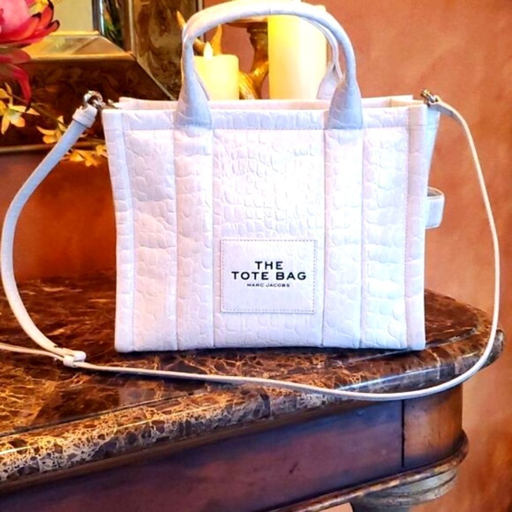 MARC JACOB Small,BRAND NEW! Tote, Croc Print Patent Leather. NWT!